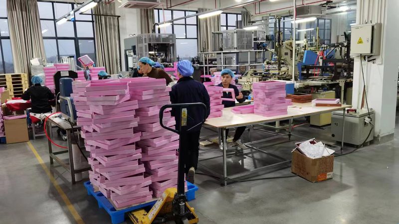 小型灌装机国标规格型号解析：了解标准，选对工具**